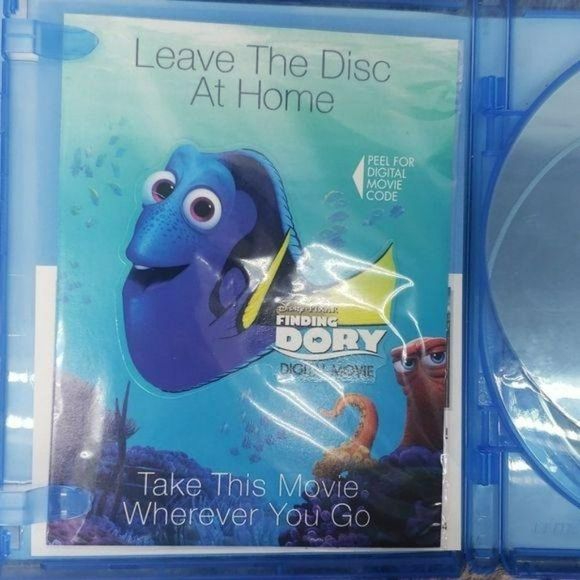 Disney Pixar Finding Dory Blue Ray and DVD - Picture 5 of 5
